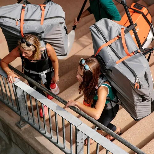 Vista 4 de Oru Kayak Oru Pack Mochila para kayak plegable, nailon resistente, con correas acolchadas para el hombro y cinturón de cadera, cremallera