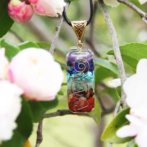 Vista 5 de Orgone Chakra Pendant 7 Chakra Stones Necklace Orgonite Pendant with Adjustable Cord Crystals Necklace for Women Men