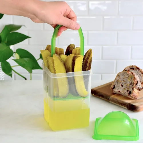 Vista 4 de Youngever Paquete de 2 recipientes para pepinillos con colador, soporte de plástico para pepinillos con colador, conservador de pepinillos con tapa