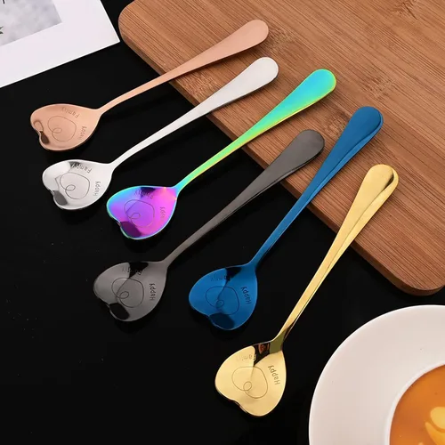 Vista 3 de JASHII 8 cucharaditas de acero inoxidable con forma de corazón negro brillante, cucharas de café de postre, cuchara de amor, cuchara mezcladora