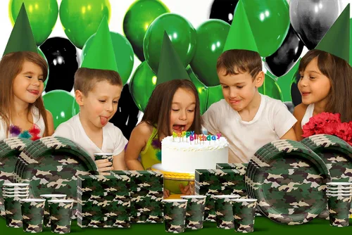 Vista 7 de Set de suministros clásicos para fiesta de cumpleaños con diseño de camuflaje, platos, servilletas, vasos, vajilla, kit de 16