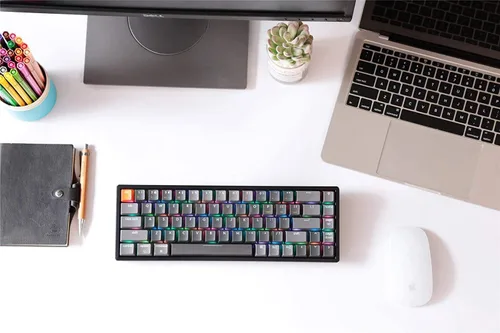 Vista 8 de Keychron K6 Teclado mecánico inalámbrico intercambiable con Bluetooth 5.1con cable, 65% compacto de 68 teclas RGB LED retroiluminadas con N-Key