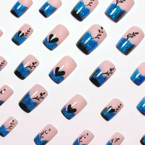 Vista 2 de Uñas postizas a presión con punta francesa degradada azul, uñas postizas cortas con forma cuadrada, diseño de corazón, diseño de amor, uñas postizas