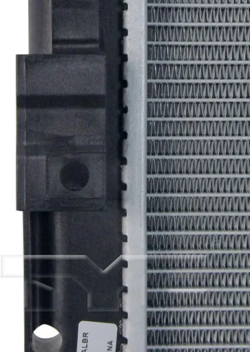 Vista 2 de Para Chrysler Sebring Radiator 2008 2009 Convertible 2.4L/2.7L/3.5L L4/V6 Reemplazo para CH3010339 5191286AB