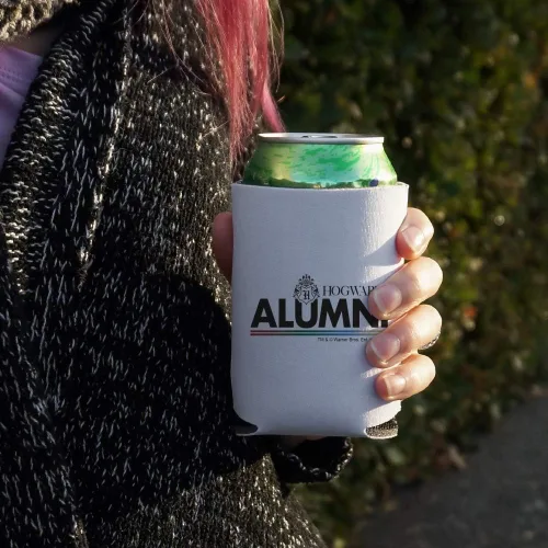 Vista 3 de Harry Potter Hogwarts Alumni - Enfriador de latas – Funda aislante plegable – Soporte aislado para bebidas
