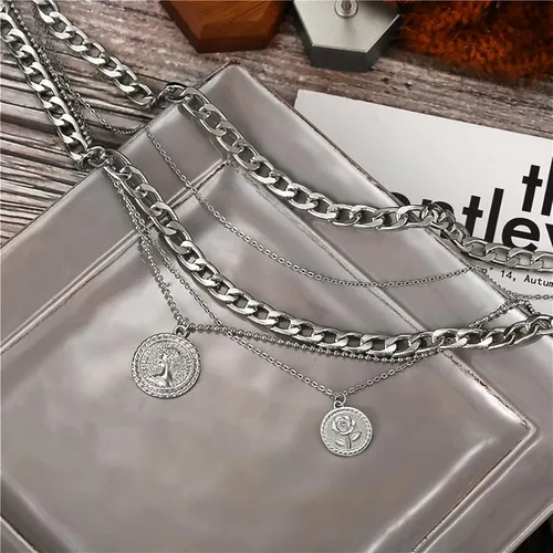 Vista 5 de MJartoria Collares de oro en capas para mujer, collar retro de moda con dije de moneda, collar de oro, cadena de eslabones gruesos, gargantilla
