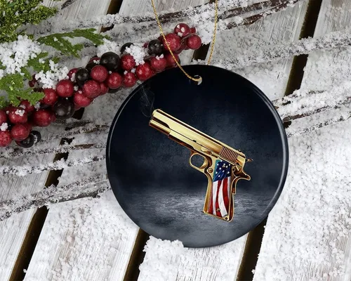 Vista 2 de Bandera estadounidense de Estados Unidos, 2ª enmienda, arma dorada, árbol de Navidad, adorno de Navidad, decoración de Navidad, adorno 2023 para él
