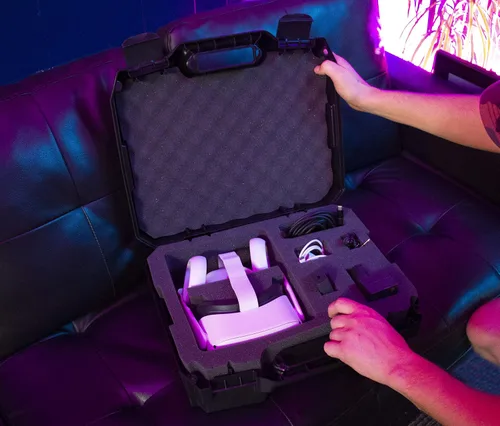 Vista 8 de CASEMATIX Hard Shell Travel Case Compatible with Meta Quest and Oculus Quest 2 VR Headset - Fits 256GB, 128GB and 64GB Models with Custom