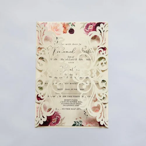 Vista 10 de 25 tarjetas de invitaciones de boda cortadas con láser de terracota con sobres, hojas interiores en blanco, cintas para boda, despedida de soltera