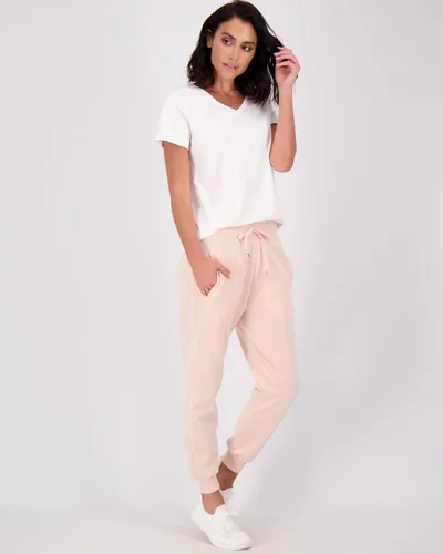 Vista 5 de Real Essentials Paquete de 3 pantalones deportivos de forro polar ultra cálido para mujer, ajuste relajado, ultra cálido