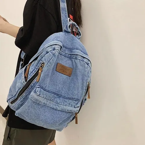 Vista 4 de Mochila de mezclilla para mujeres y hombres, mochila vintage estilo grunge, mochila para computadora portátil, mochila retro para viajes y trabajo