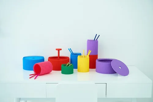 Vista 10 de Crayola - Organizador redondo de almacenamiento, organizador de escritorio creativo para niños con 5 secciones para almacenar bolígrafos, lápices