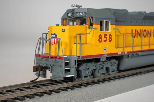 Vista 5 de Bachmann Trenes - EMD GP40 - Locomotora equipada con valor acústico DCC - Union Pacific® #858 - Escala HO