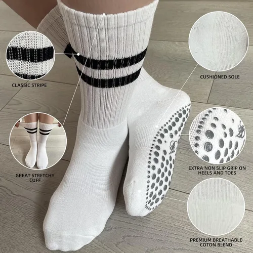 Vista 2 de JCZANXI Calcetines de yoga con empuñaduras para mujer, calcetines antideslizantes para yoga, pilates, barras, danza Calcetines acolchados ideales