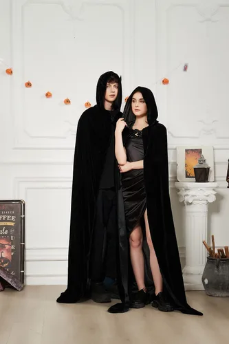 Vista 7 de Capa con capucha de vampiro, capa larga de terciopelo, disfraces para adultos, carnaval, Halloween, Navidad