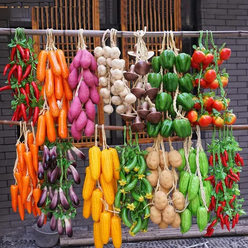 Vista 7 de 5 cuerdas de simulación artificiales realistas de vegetales artificiales de ajo, pimiento rojo, cebolla, cuerda de espuma para colgar, verduras