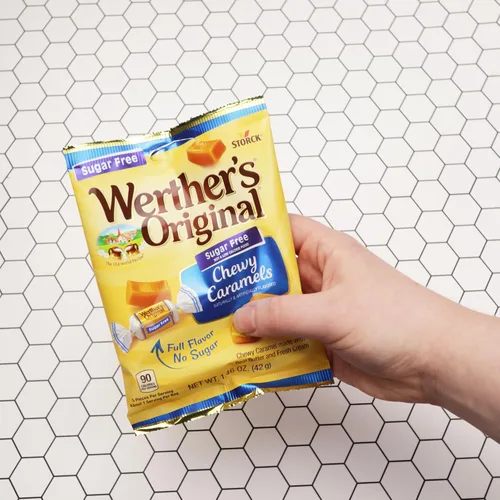 Vista 5 de Werther's Caramelos masticables sin azúcar, piezas envueltas individualmente, golosinas de relleno de caramelos, 1.46 onzas (paquete de 4)