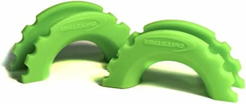 Vista 2 de Daystar KU70056FG Aislador de grillete/anillo en D verde fluorescente - Par