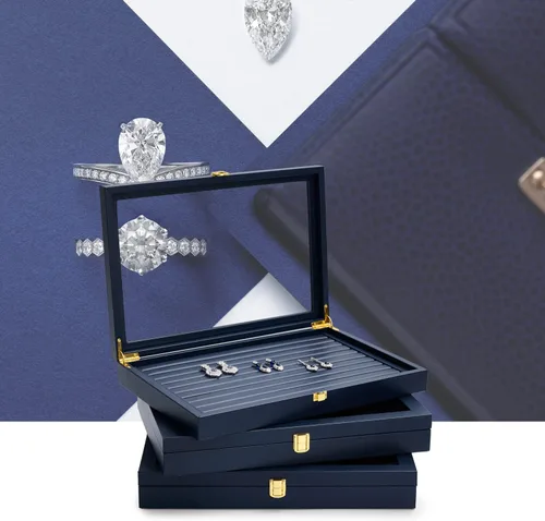 Vista 4 de Oirlv Bandeja de joyería de cuero azul de alta calidad con 24 rejillas con tapa transparente, aretes, anillos, caja organizadora, caja apilable