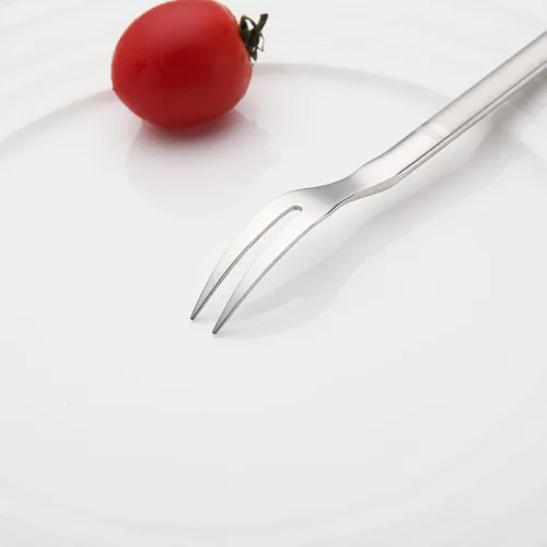 Vista 4 de VANRA Juego de 3 cuchillos de postre de 5.2 pulgadas, tenedores de ensalada, cucharas de té, aperitivo de acero inoxidable, cuchillos para servir