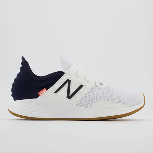 Vista 3 de New Balance Fresh Foam Roav V1 - Tenis de correr para mujer