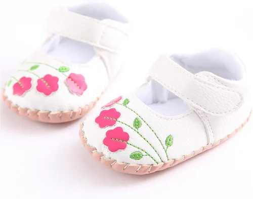 Vista 3 de Meckior - Zapatos de vestir para bebé y la princesa niña, hechos a mano, para niños y niñas, de cuero sintético, antideslizante, para cuna