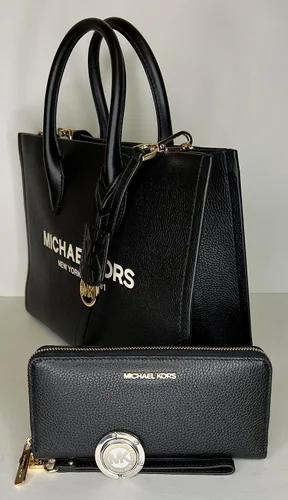Vista 4 de Michael Kors Mirella MD EW Logo Tote Bag incluido con gran cartera Continental y gancho para bolso