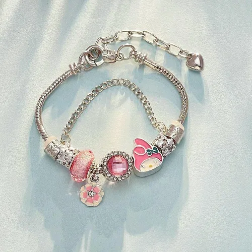 Vista 4 de Pulsera con dijes Kawaii, pulsera ajustable de Hello Kitty, regalos de joyería de moda para mujeres y niñas