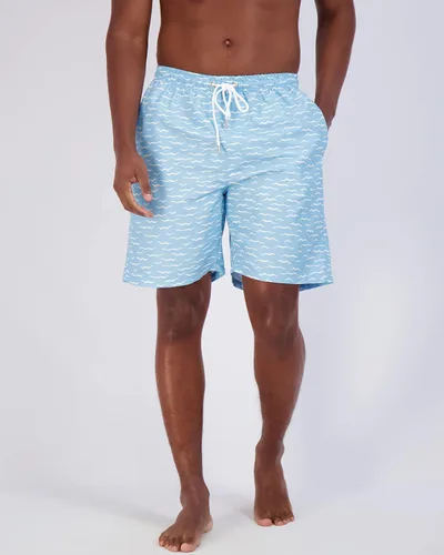 Vista 2 de Real Essentials Paquete de 3 Traje de baño de secado rápido para hombre de 7 pulgadas con forro de malla (disponible en tallas grandes y altas)