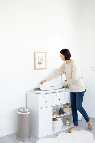 Vista 7 de Ubbi Fundas para cambiador reutilizables para bebés, fáciles de limpiar, impermeables, 4