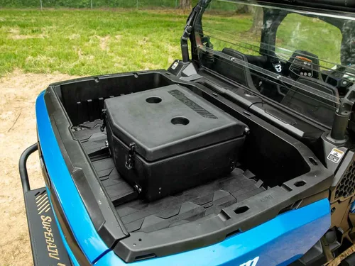Vista 7 de SuperATV Enfriador con aislamiento trasero resistente al agua para Can-Am Commander 1000 2021 Tapa sellada mantiene el hielo dentro y fuera