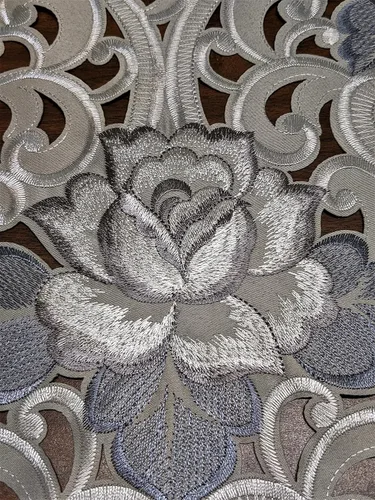 Vista 6 de Camino de chimenea con rosas de corte gris plateado en material hecho a mano, tamaño 84 x 27 pulgadas