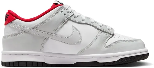 Vista 675 de Nike Kid's Dunk Low Sneaker