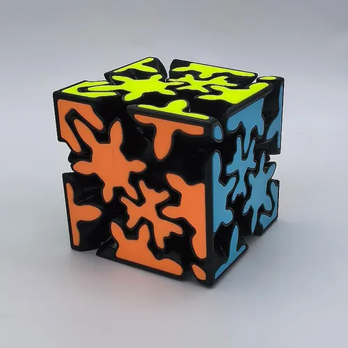 Vista 4 de Willking Crazy Gear Cube de 3 x 3 con estructura de engranaje tridimensional, diseño de azulejos incrustados, cubo mágico de 3 x 3 x 3 pulgadas