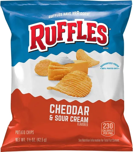 Vista 4 de Ruffles Potato Chips, Cheddar Sour Cream, 1.5 Ounce Bag (Pack of 16) Value Pack Bundled by SUPERDEALS with Mystery Gift