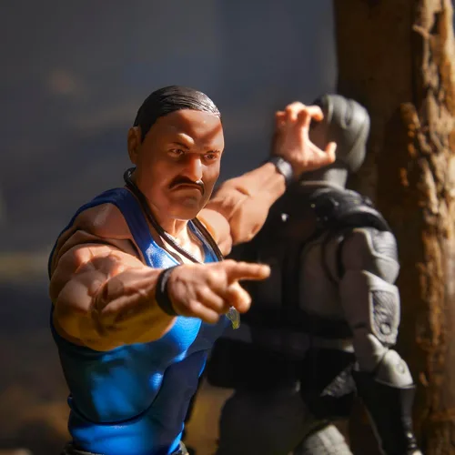 Vista 11 de G.I. Joe Serie clasificada #129, Mad Marauders SGT Slaughter, figura de acción coleccionable de 6 pulgadas con 18 accesorios