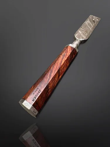 Vista 8 de Juego de cinceles de madera de 5 piezas – Cuchillas de borde biselado de acero de Damasco forjadas a mano con cubiertas de cuero y asas