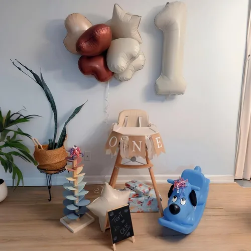 Vista 4 de Decoración de Globos Número 10 de 40 Pulgadas, Globos de Corazón Neutro de Papel de Aluminio Crema Retro Albaricoque Marrón con Globo de Helio