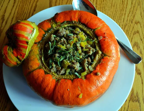Vista 4 de Semillas de calabaza turbante de Turk's (Cucurbita Maxima 'turbante') – Más de 25 semillas de reliquia sin OMG de Isla's Garden Seeds, calabaza