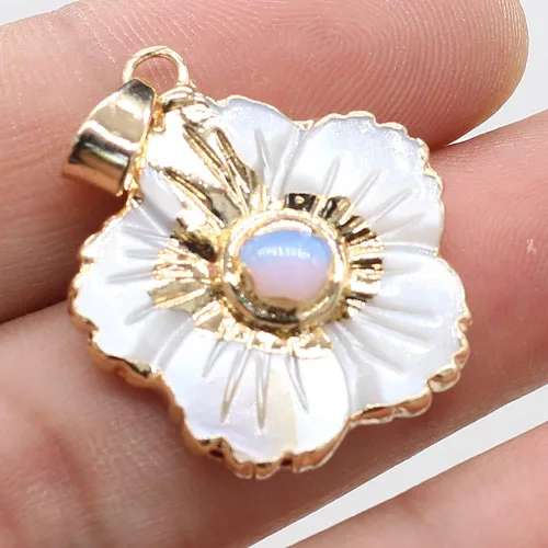 Vista 4 de LHJ Forma de vieira Natural Madre de Perla Shell Pendnats Energy Crystal Stone Setting para hacer joyas 5 piezas