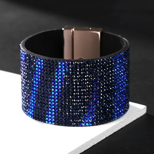 Vista 5 de Pulsera envolvente de cuero turquesa, pulseras de cuentas en capas para mujer, pulseras de plumas multicapa, pulsera bohemia occidental para mujer
