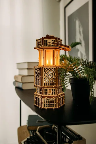 Vista 9 de Wood Trick Linterna Antigua Luminosa LED Rompecabezas de Madera 3D para Adultos para Construir - Iluminación de 2 Modos - Proyecto de Ingeniería DIY