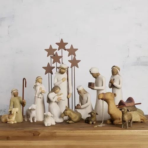 Vista 7 de 14 Unidades Figurillas de pesebre en madera de sauce