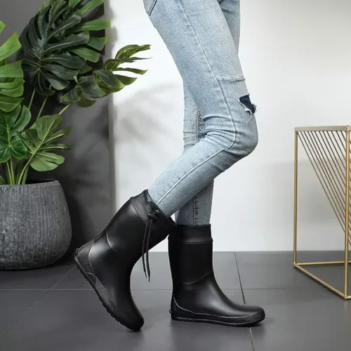 Vista 2 de Asgard - Botas de lluvia a media pantorrilla para mujer, con cuello para jardinería, ultra ligeras, portátiles, zapatos de jardín Negro - Eje de 9.8