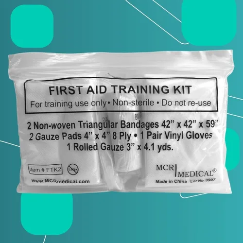 Vista 7 de Kit de entrenamiento de primeros auxilios con rodillo de gasa con almohadillas de gasa y vendajes triangulares y guantes, paquete de 10 MCR Medical