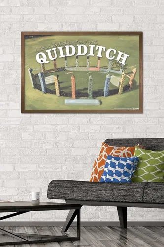 Vista 2 de Trends International El mundo mágico: Harry Potter - Póster de pared de Quidditch de testigo Versión con marco de bronce