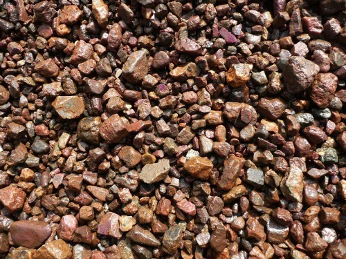 Vista 3 de Fantasia Materiales: 1 libra de piedras en bruto de zafiro y rubí de la India