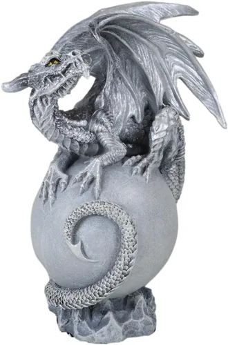 Vista 4 de Ebros Gift Dream Weaver Fantasía Wyrmling Sombra Blanca Fantasma Dragón Dormir En Luna Gris Figura 6" Alto Celestial Drake Dungeons and Dragons