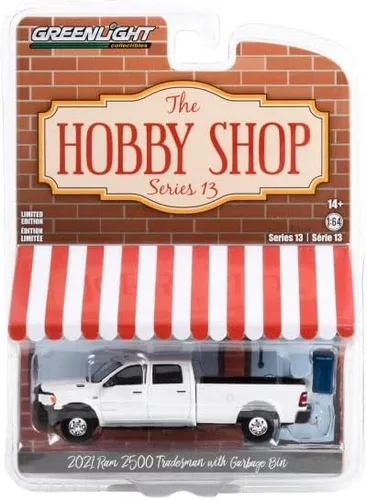 Vista 3 de ModelToyCars Dodge Ram 2500 Tradesman 2021 con cubo de basura, color blanco - Greenlight 97130F - Coche fundido a presión a escala 1/64