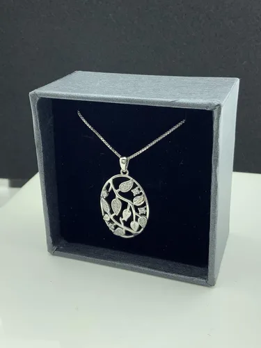 Vista 4 de SILVERCLOSEOUT Collar de plata de ley con circonita cúbica y hiedra y vid para mujeres adultas y adolescentes, Plata esterlina, Circonia cúbica
